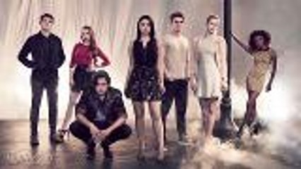 5 Burning Questions for 'Riverdale' Season 3 | THR News