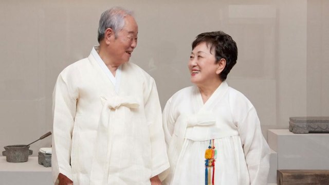 자수 유물 5천여 점, 서울시에 무상 기증 / YTN