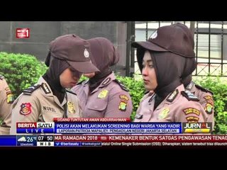 Polisi Seleksi Pengunjung Sidang Tuntutan Aman Abdurrahman