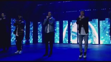 Backstreet Boys - Don't Go Breaking My Heart (Official Video)