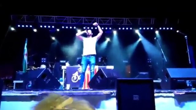 Valtonyc anima en un concierto a matar un Guardia Civil