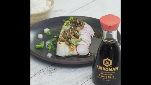 Poisson vapeur, sauce aux oignons nouveaux, gingembre et sauce soja salée - 750g