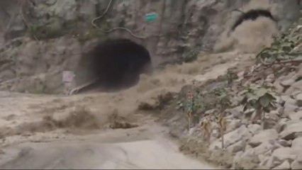 Colombia evacuates thousands amid fears dam may burst