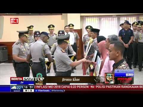 Kapolri Beri Kenaikan Pangkat ke 12 Anggota Taklukkan Teroris