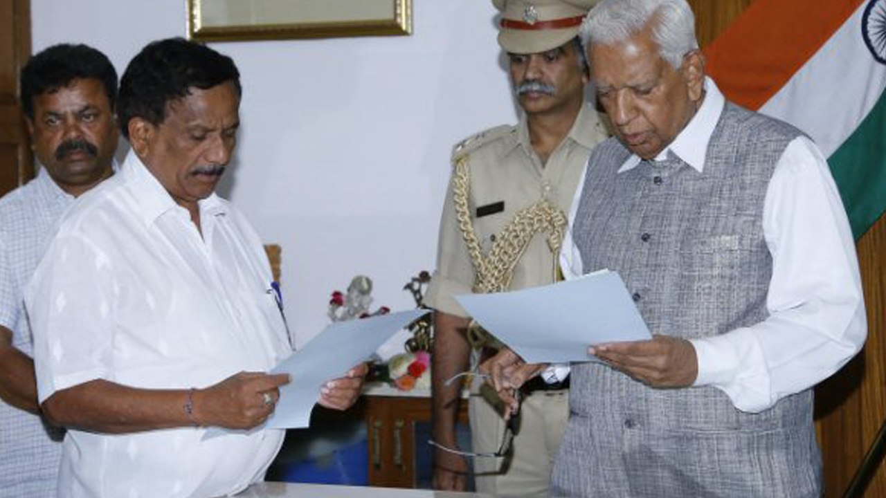 వెనక్కి తగ్గని గవర్నర్.. ప్రొటెం స్పీకర్‌గా బీజ...