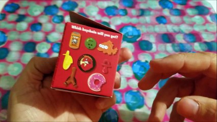 opening a Simpsons figure