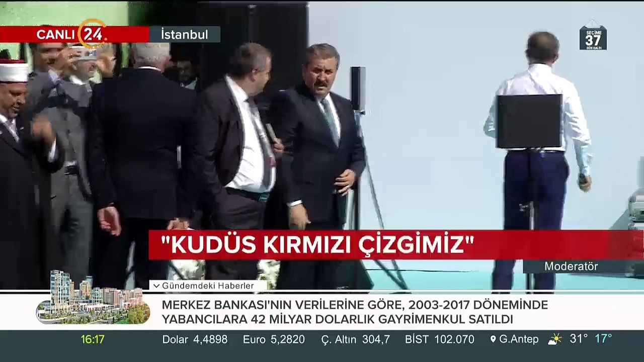 Devlet Bahçeli Yenikapı miting alanına girişi
