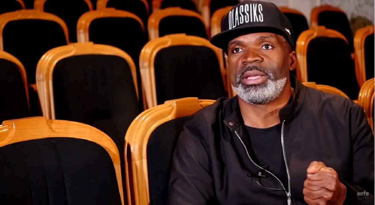 Rencontre avec Ménélik, parrain de la 6e édition d'Ambassadeurs en herbe