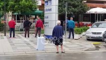 Ora News - Të shtëna me armë zjarri në një lokal në Vlorë