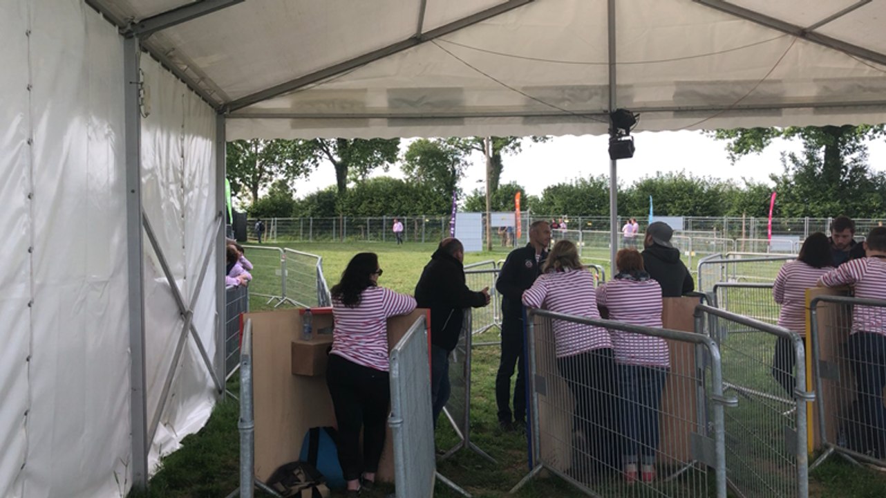 Le site de Papillons de nuit est ouvert