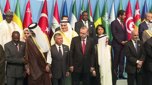 İİT İslam Zirvesi Konferansı Olağanüstü Toplantısı - Aile fotoğrafı - İSTANBUL