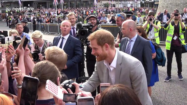 Prince Harry and Prince William surprise royal fans with walkabout in Windsor