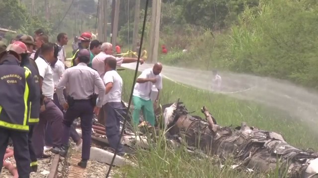 113명 태운 쿠바 여객기 추락... 3명 생존 확인 / YTN