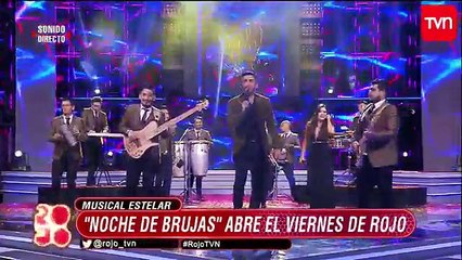 Prendida presentación de Noche de Brujas -Rojo