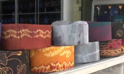 Kopiah dengan Balutan Kain Sasirangan Khas Suku Banjar