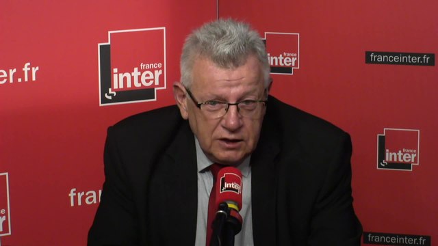 Christian Eckert répond aux questions de Léa Salamé