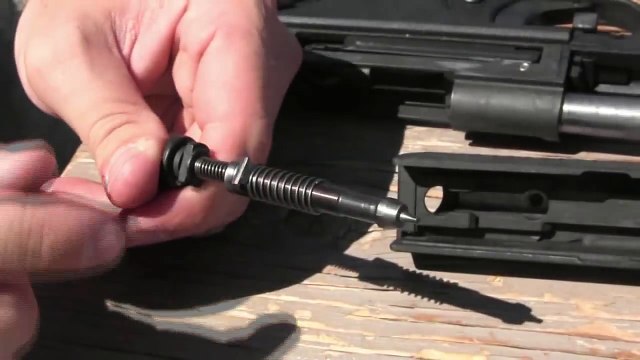 Forgotten Weapons - H&K VP70Z - Disassembly and shooting