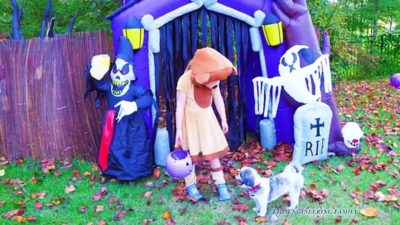 Assistant Goes on a Spooky Halloween Trick or Treat with Minnie Mouse