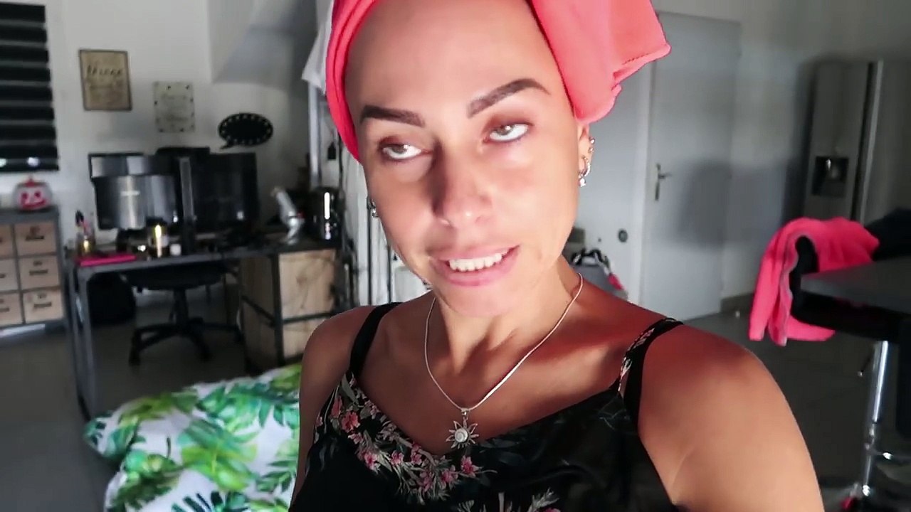 ELLE EST TROP FORTE !   _ Halloween Family vlog