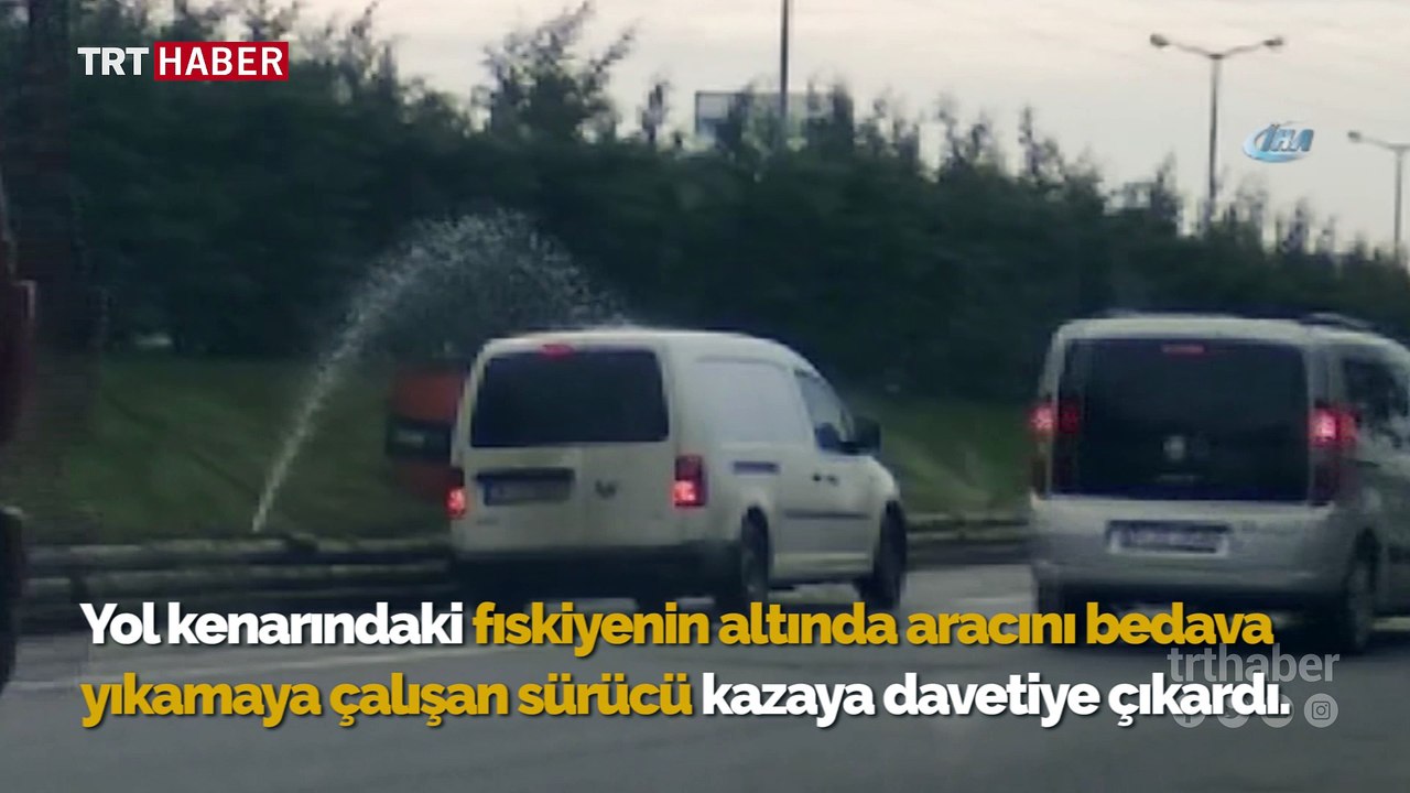 Otoyolu oto yıkamaya çevirdi