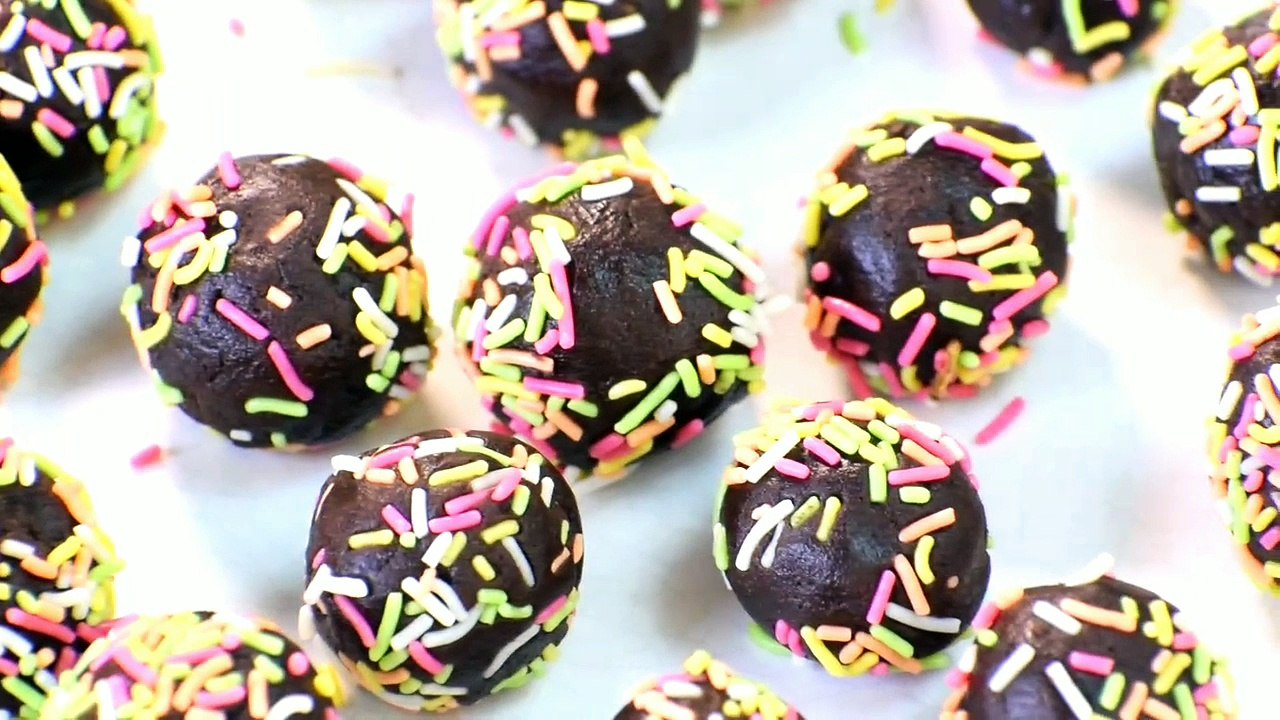 Easy Chocolate Ball Recipe | No Bake Dessert | Dessert without Egg