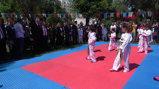 Batman'da 19 Mayıs Töreninde Nefes Kesen Gösteri -Hd