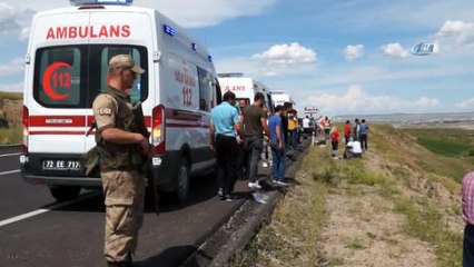 Taziye dönüşü feci kaza: 2 ölü, 3 yaralı