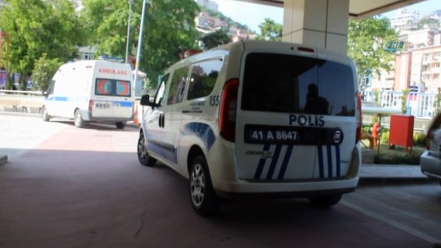 Bal satıcısı yaşlı adamın gözüne biber gazı sıkıp 300 TL’sini gasp ettiler