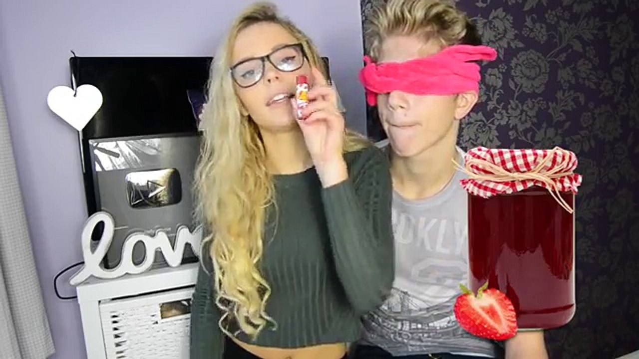 Chapstick Challenge | HelloItsAmie