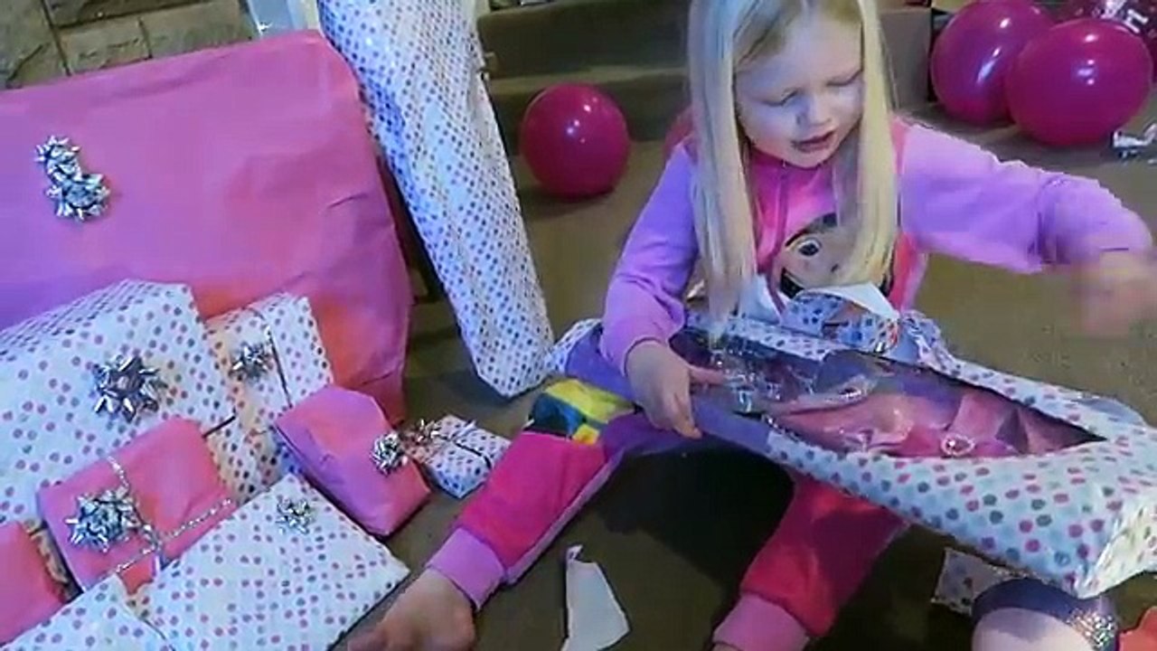 OLIVIAS 4TH BIRTHDAY MORNING OPENING PRESENTS