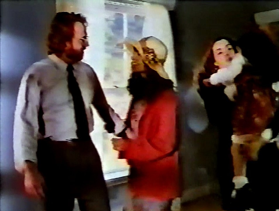 Strays (1991) - VHSRip - Rychlodabing