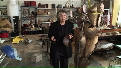 85-Year-Old Chicago Sculptor Has No Plans to Slow Down