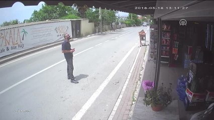 Trafik Kazası Güvenlik Kamerasında - Kocaeli