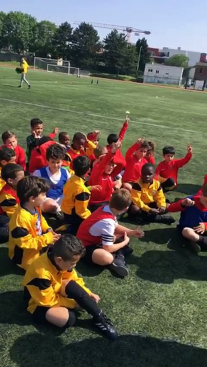 Super plateau u6 chez nos amis de l'Olympique Noisy-le-sec BANLIEUE 93 samedi 19 mai 2018 MERCI aux coachs Yazid et Yamadou et bravo à nos peitits loulous ! ! !