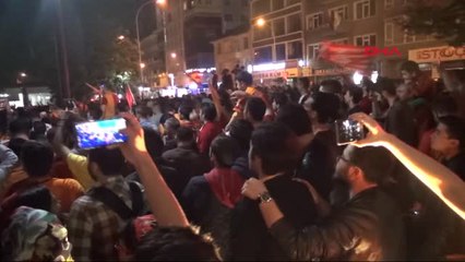 Kütahya'da Galatasaray Taraftarları Kutlama Yaptı