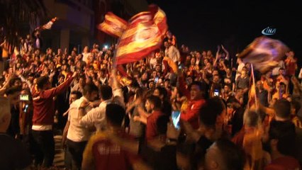 Zonguldak’ta Galatasaray taraftarları şampiyonluk sevinci yaşadı