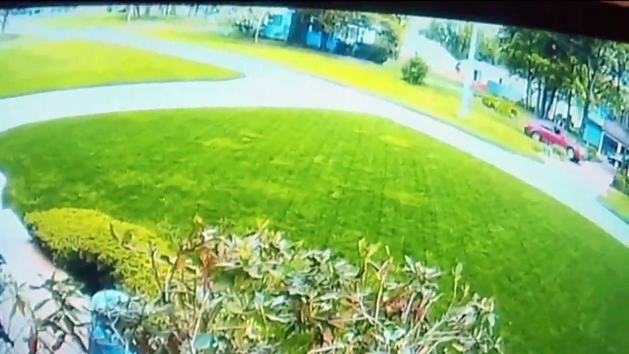 Man Revived from Possible Heroin Overdose After Plowing Through Front Yards with Young Kids in Car