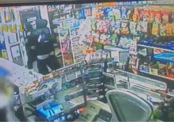 Fearless Dandenong Shop Worker Scares Off Thieves With Metal Pole