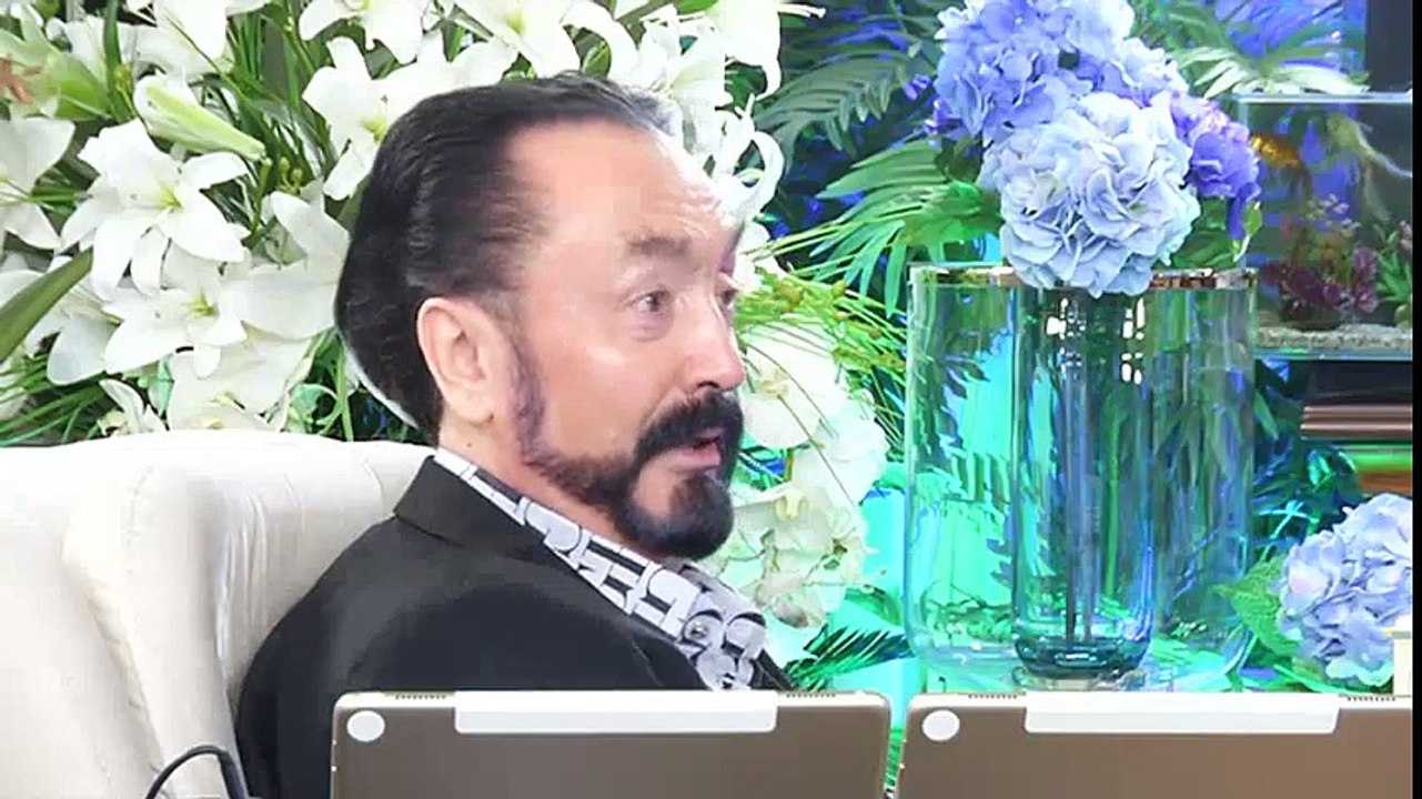 Adnan Oktar: Arkadaşlarım namaz konusunda çok titizler
