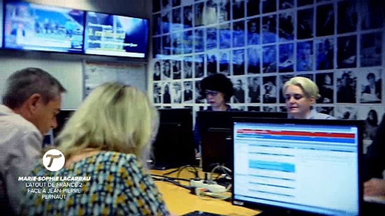 "Le tube" nous plonge dans les coulisses du 13h de France 2 qui fait tout pour se démarquer de TF1 - Regardez