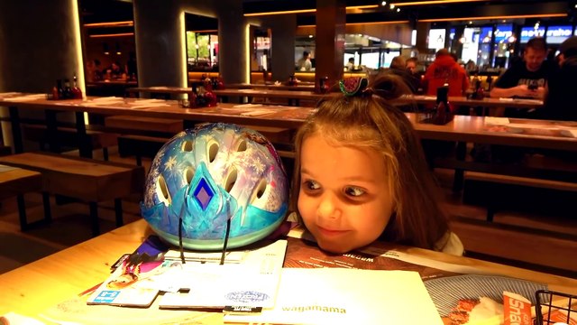 ЧЕЛЛЕНДЖ мальчики ПРОТИВ девочек Катя и Макс на машинах или Girl's VS Boy's Challenge