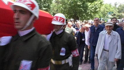 Terhisine 70 gün kala şehit olan asker Recep Yıldırım son yolculuğuna uğurlanıyor