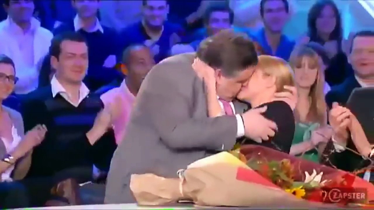 Les bisous inattendus de la télévision