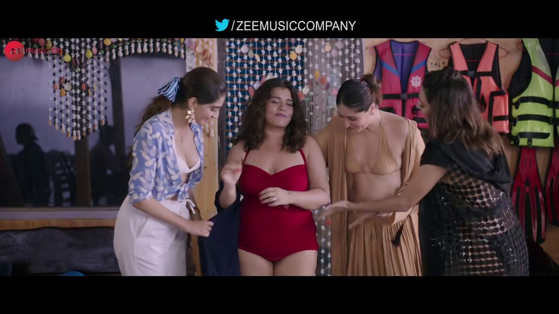 Veere (Full Video) Veere Di Wedding | Kareena Kapoor Khan, Sonam Kapoor |  New Song 2018 HD - video Dailymotion