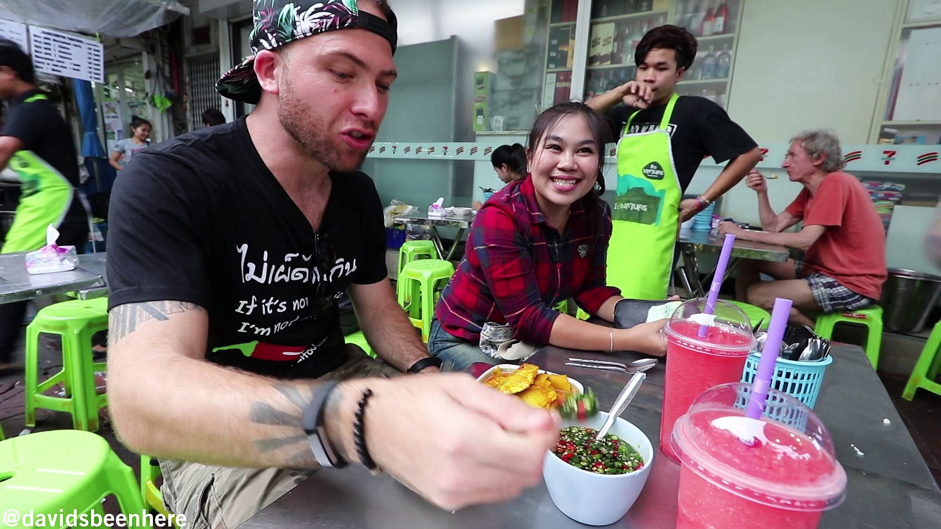 Trying VERY SPICY Thai Foods | Bangkok, Thailand