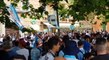 Lazio - Inter: laziali intonano cori prima della partita a Ponte Milvio