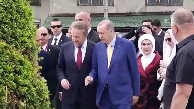 Cumhurbaşkanı Erdoğan, Saray Bosna�ya iner inmez oraya gitti