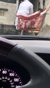 Après avoir vu ce boucher vous ne mangerez plus de viande - flagrant délit de rupture de la chaîne du froid
