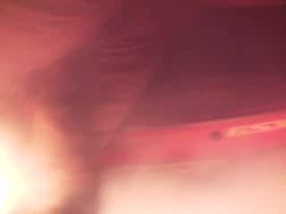 gsxf qui fait des flammes