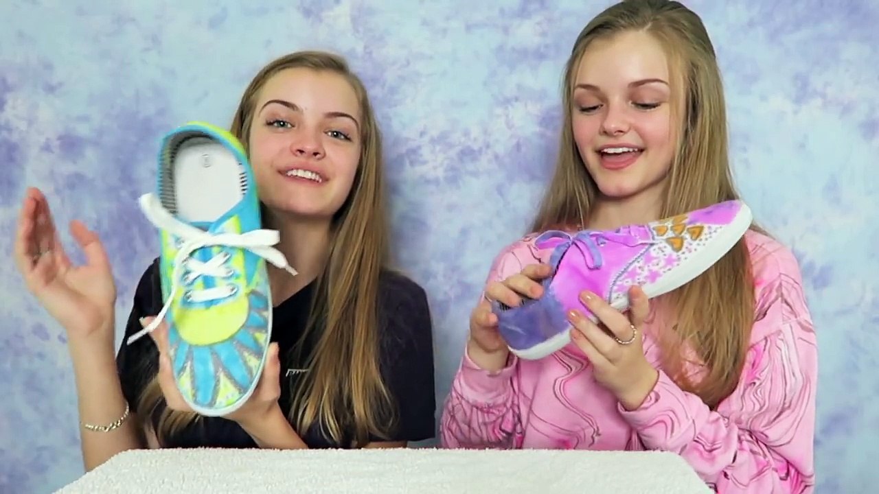 3 Marker Shoe Challenge ~ DIY Fun Shoes ~ Jacy and Kacy